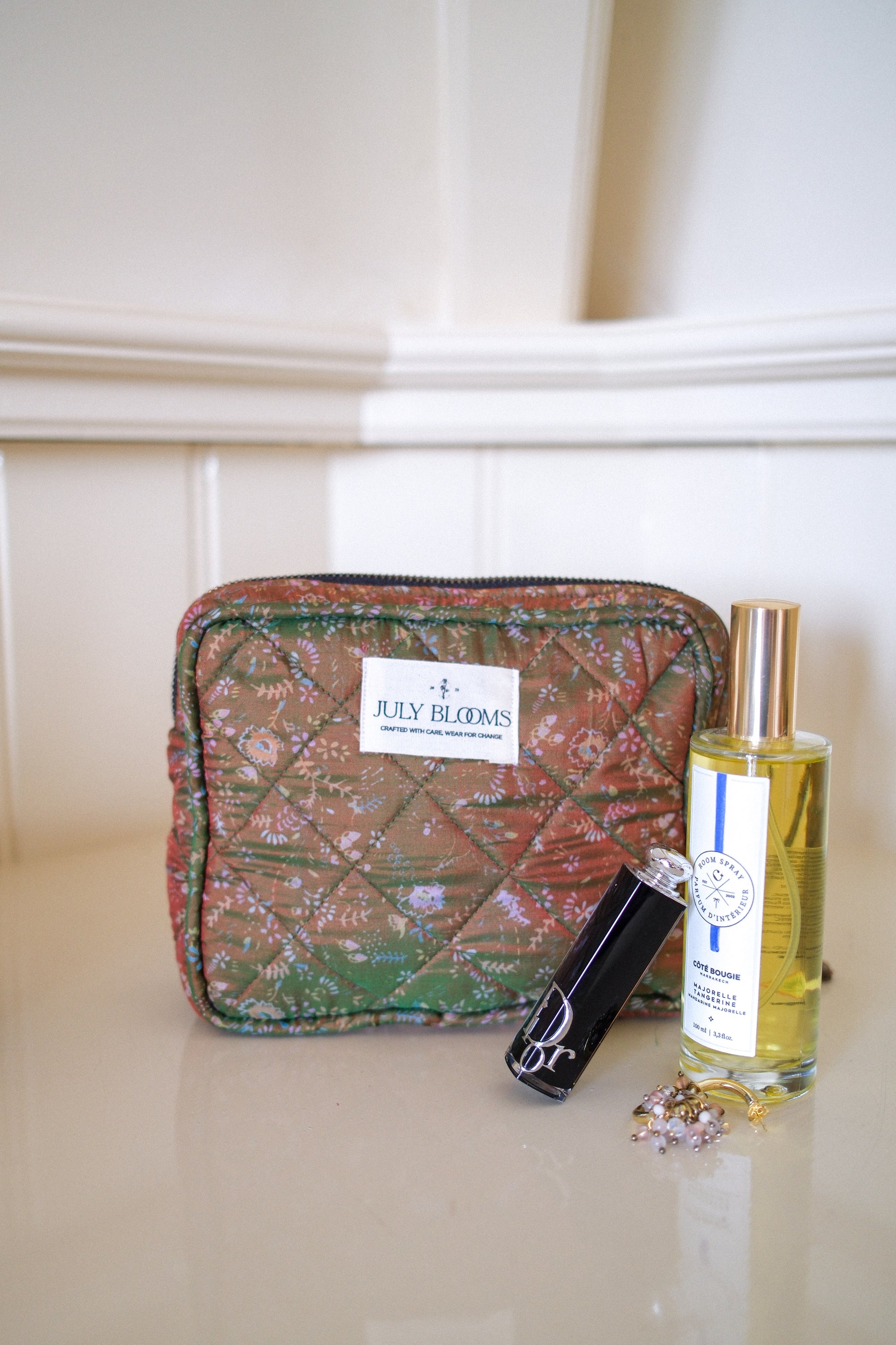 Mini toilettas - Earth bloom